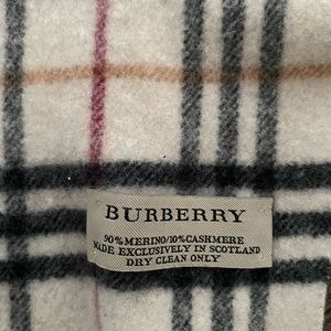 Burberry scarf